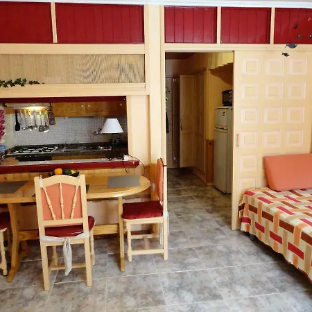 San Marco's Beach Studio * Икод-де-лос-Винос